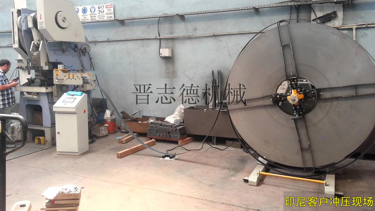 印尼客戶使用沖床送料機 印尼客戶使用沖床送料機