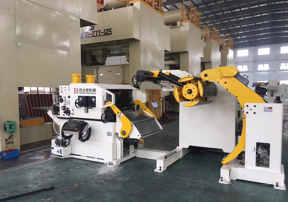 三合一送料機使用案例,玻璃升降器導軌沖壓 三合一送料機使用案例,玻璃升降器導軌沖壓