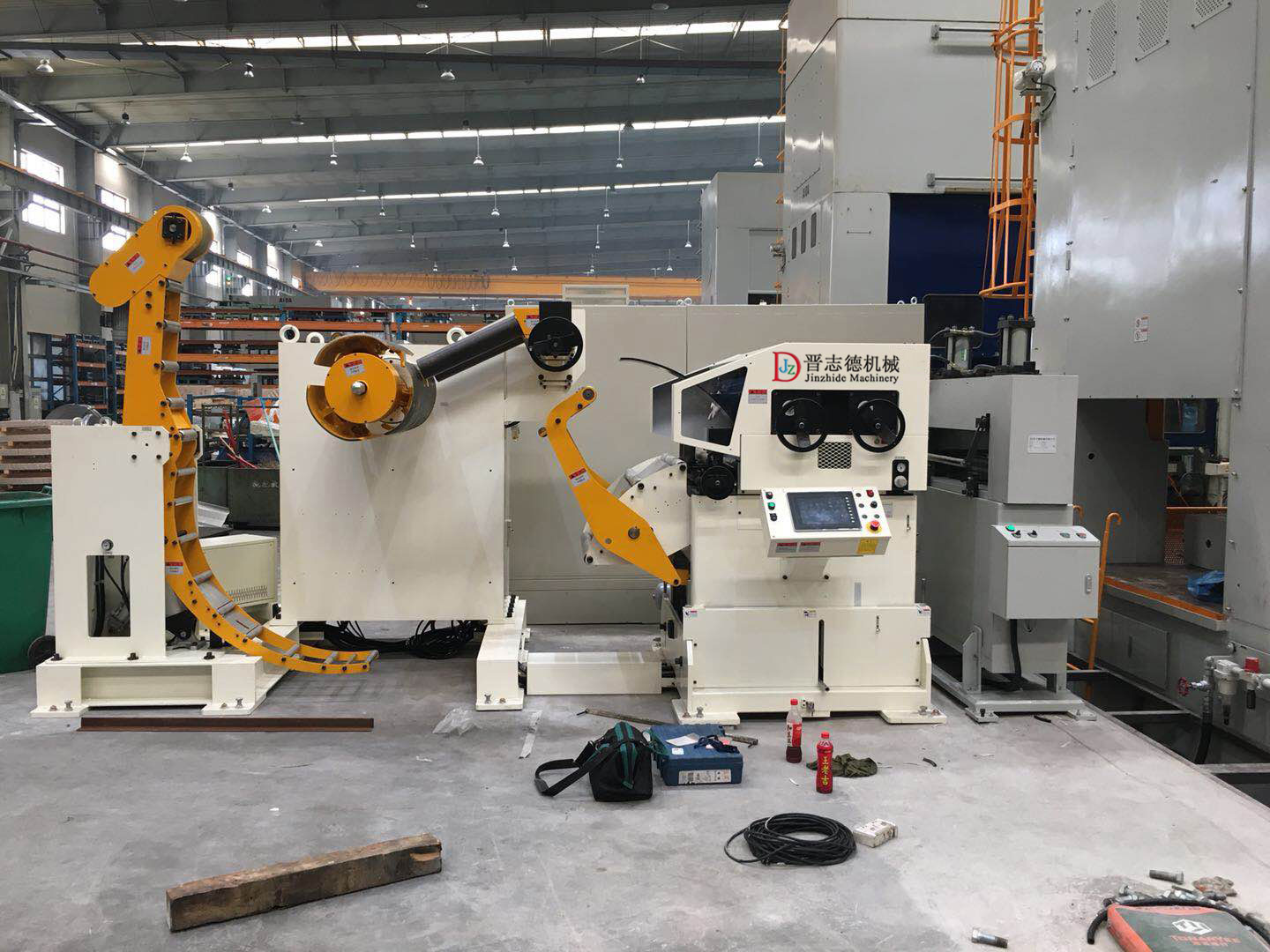 德國三合一送料機,德國汽車三合一送料機 德國三合一送料機,德國汽車三合一送料機