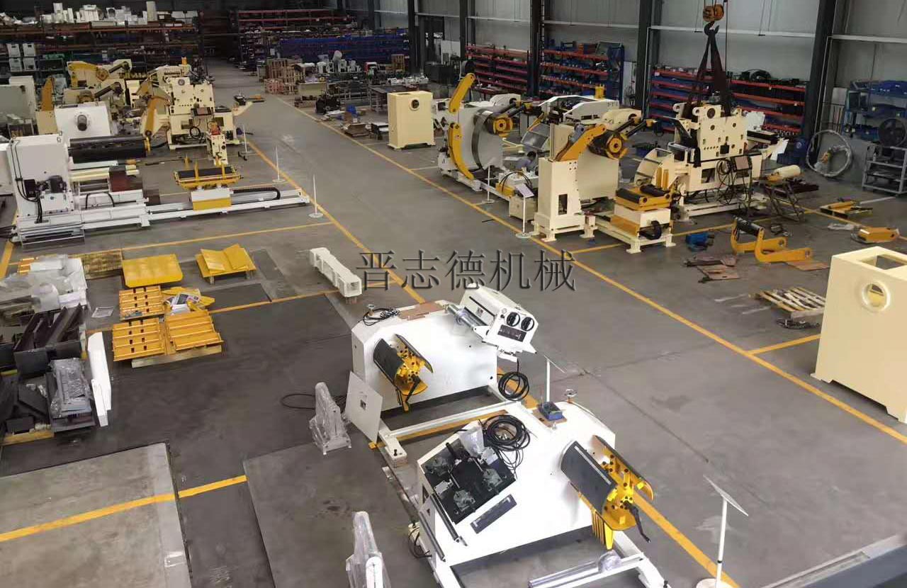 沖床送料機(jī)生產(chǎn)車間